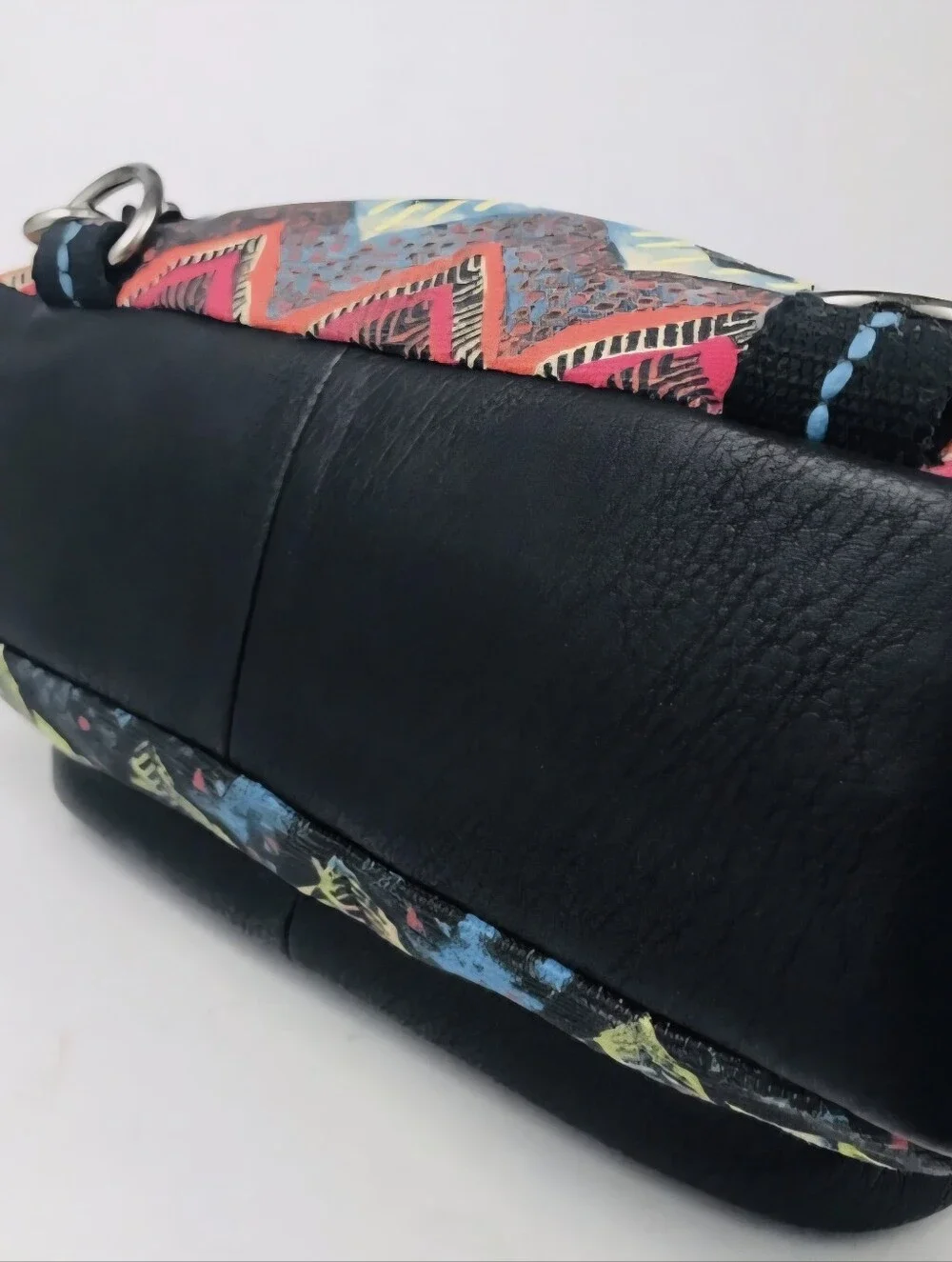 The Sak vibrant aztec